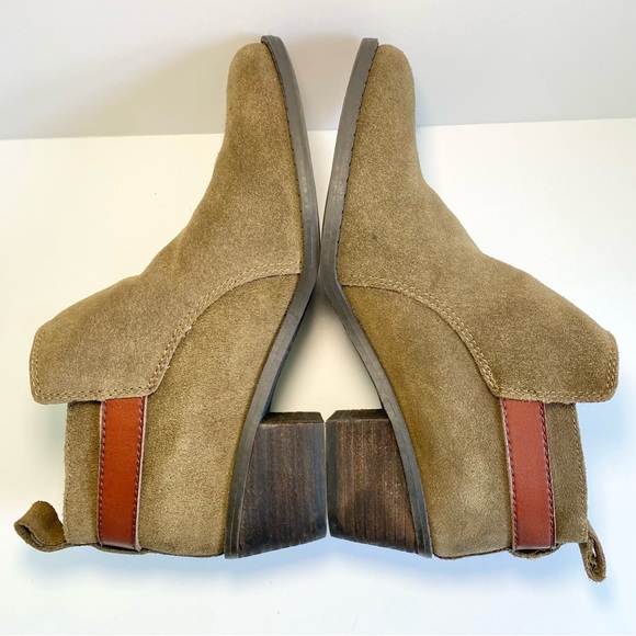 American Eagle Outfitters Suede Olive Green Buckle Ankle Booties Block‎ Heel 8 - Picture 6 of 11